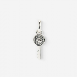 BtB Pendant Key Silver